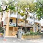 Nayagara Hotel